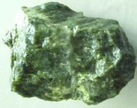 橄榄岩蚀变的三种主要矿物