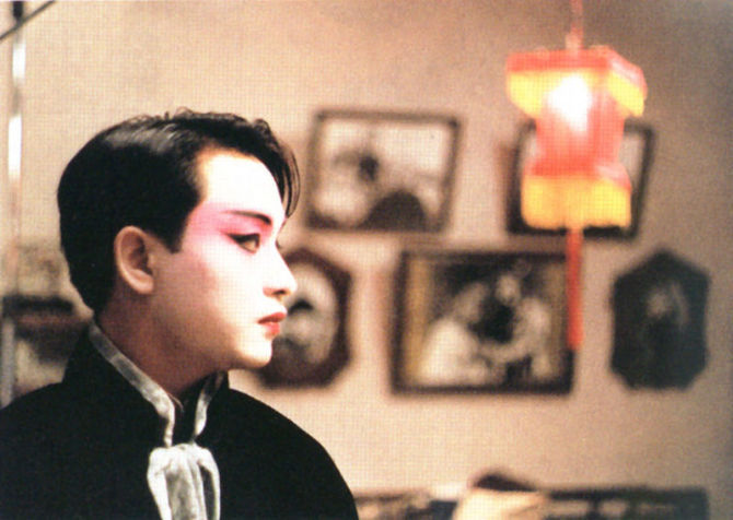 不疯魔不成活头像