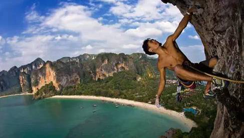 强推8部野外生存探险类影片,带你感受极限的刺