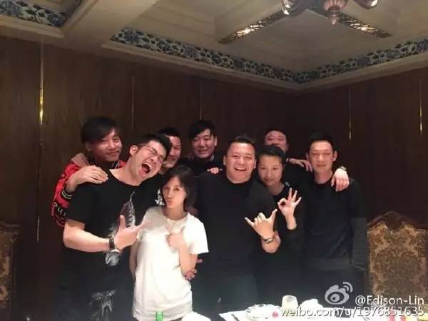 疑似王子文老公被扒，演过《奋斗》、和陈意涵在一起过、还是富二代?