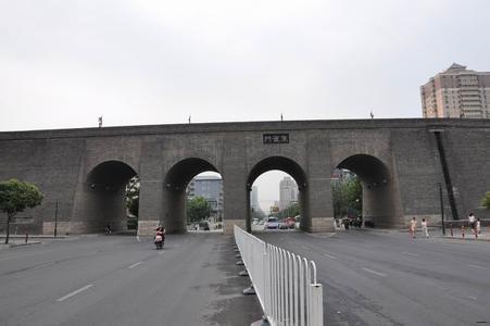 为什么长安城只有朱雀门和玄武门,没有青龙门和白虎门?历史书唐代地图上都没有-为什么长安城只有朱雀门和玄武门,没有青龙门和白虎门?历 _感人网